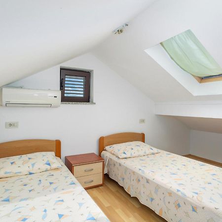 Nice Apartment In Jurandvor With Wifi Dış mekan fotoğraf